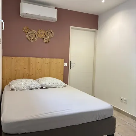 T2 Climatise A 10 Min Des Plages